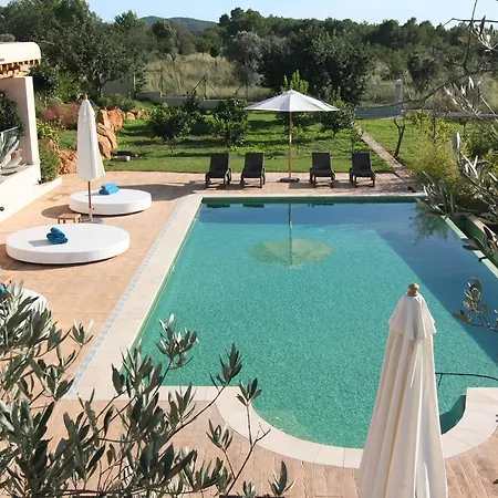 Luna Villa